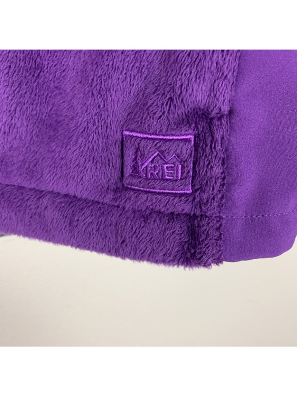 REI Womens XL Fleece Jacket Zip Pockets Fuzzy Purple Outdoor Spring - Picture 7 of 15